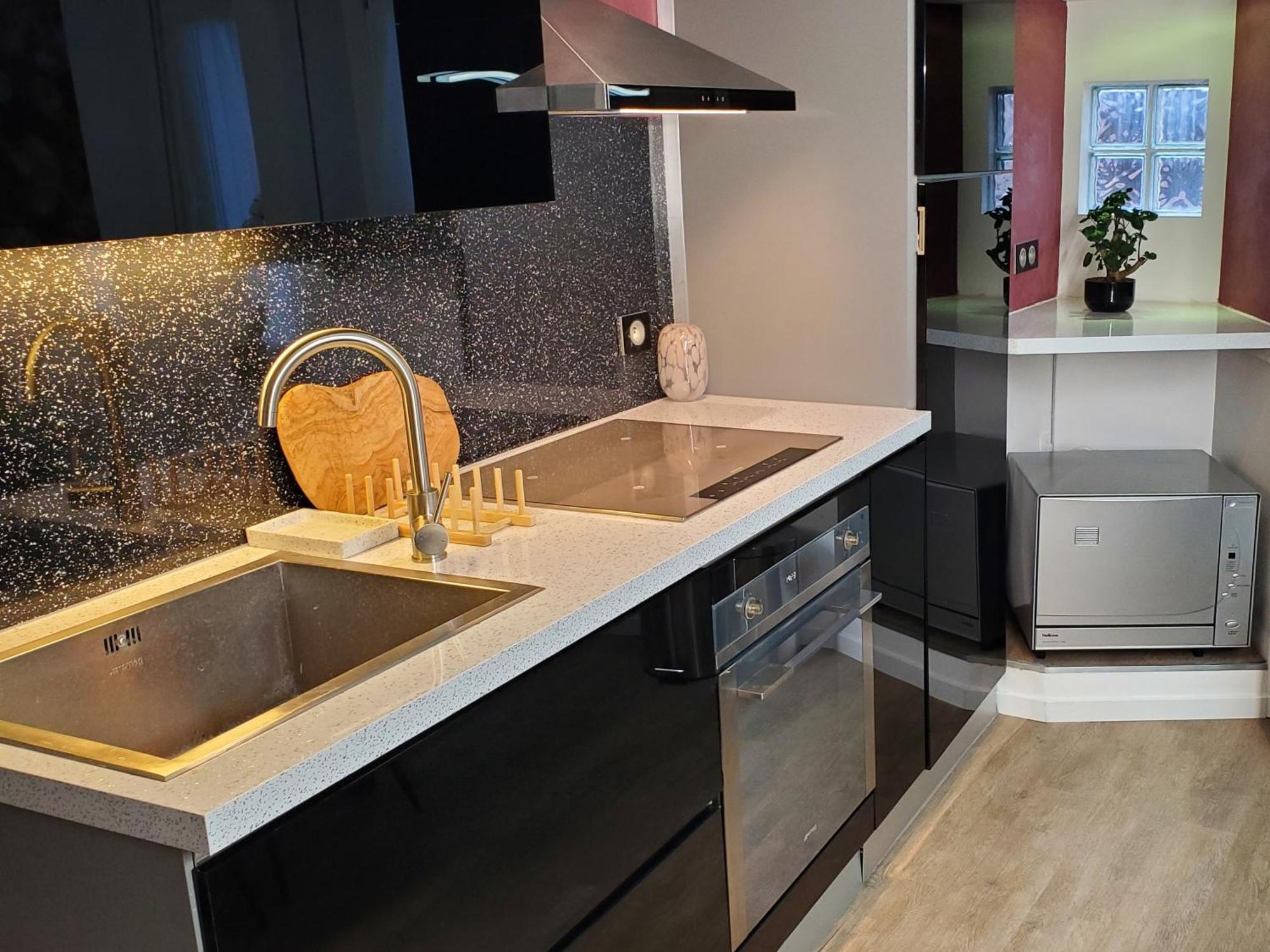 Mirka & Franck Apartment Chic 4 Stars Parking Free Colmar Bagian luar foto
